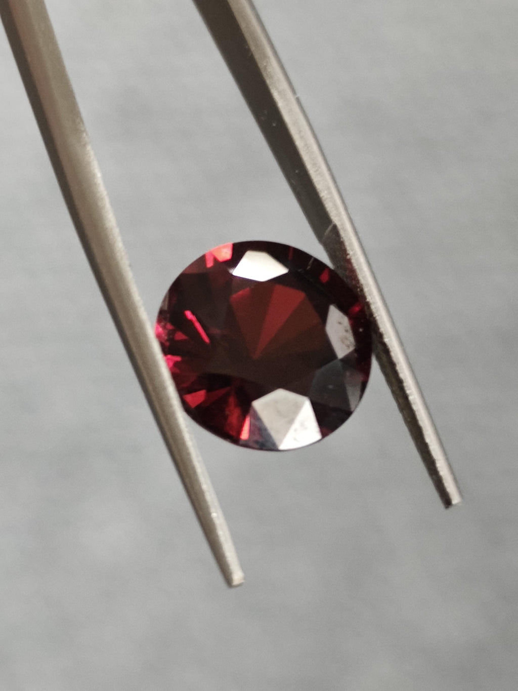 Natural Spessartite Garnet 10.02 Ct Deep Reddish Orange Round Cut Large Red Certified Collector