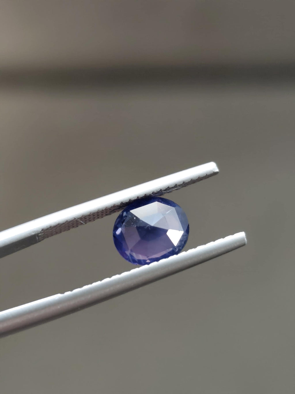 2.00 Ct Unheated Color Shift Sapphire Natural Bi-Color Blue Violet Ceylon Oval Gemstone