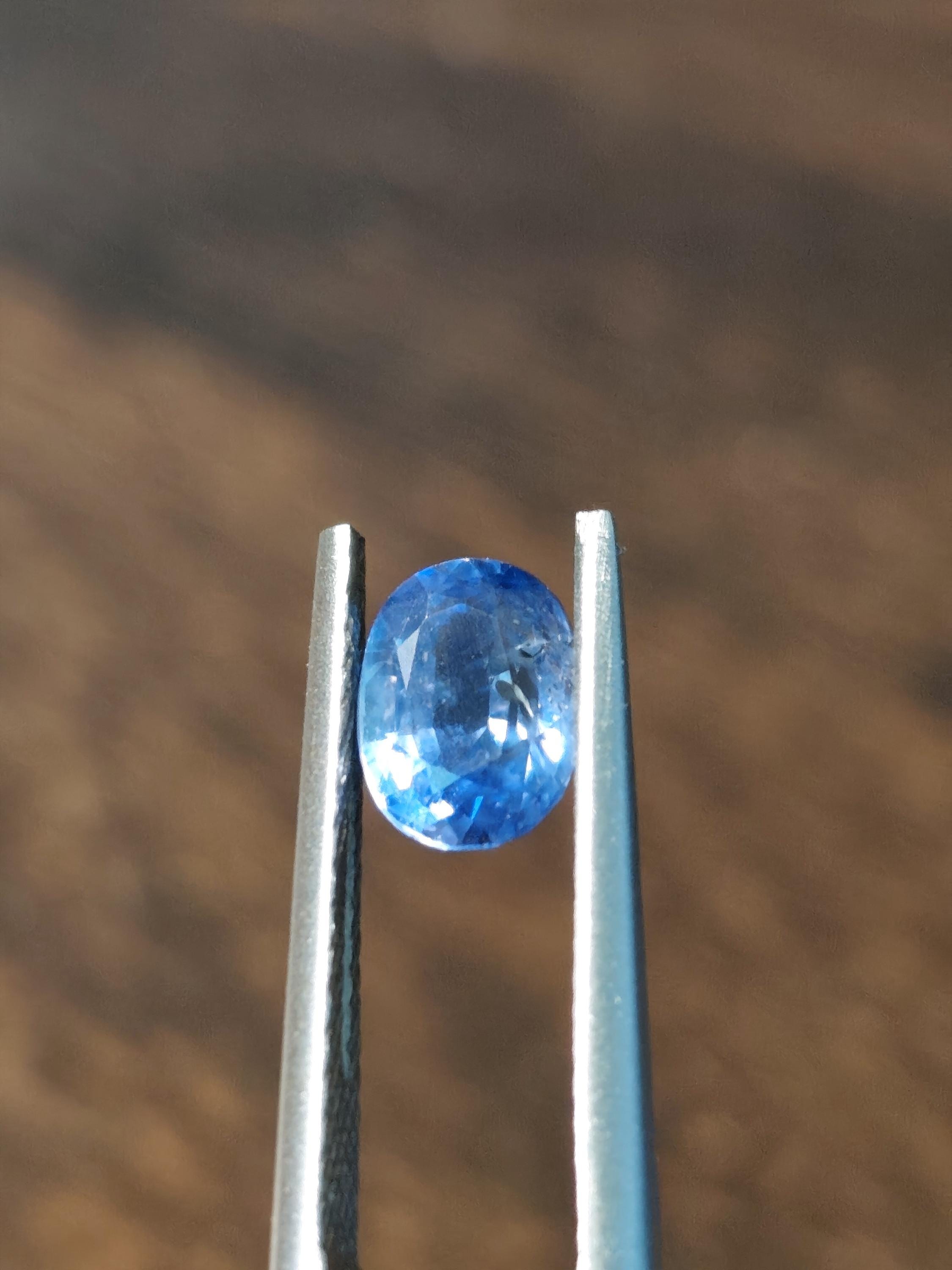 1.58 Ct Electric Royal Blue Sapphire Natural Heated Oval Vivid Neon Gemstone  for Ring