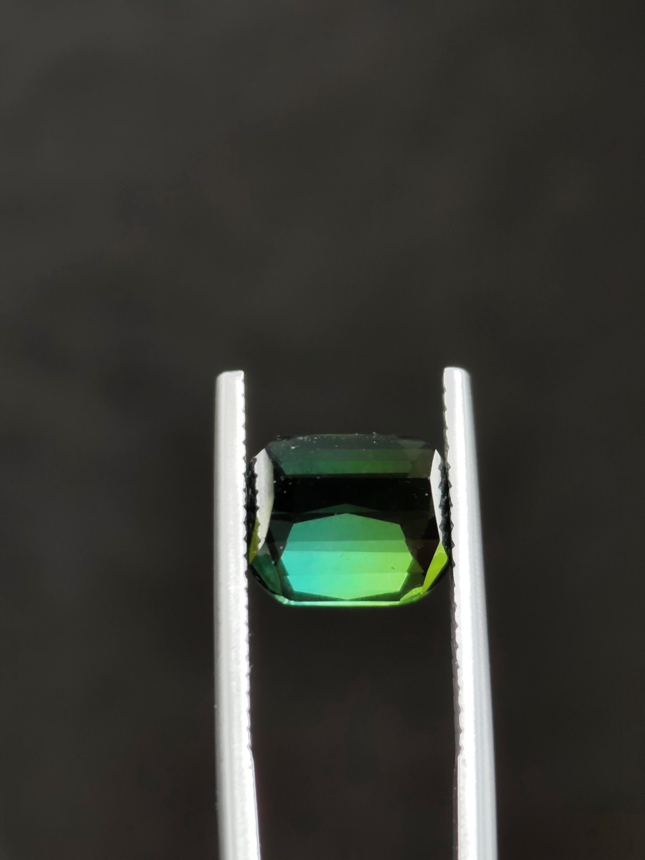 Deep Teal Green Bi Color Tourmaline 4.37 Ct Eye Clean Afghanistan Stone