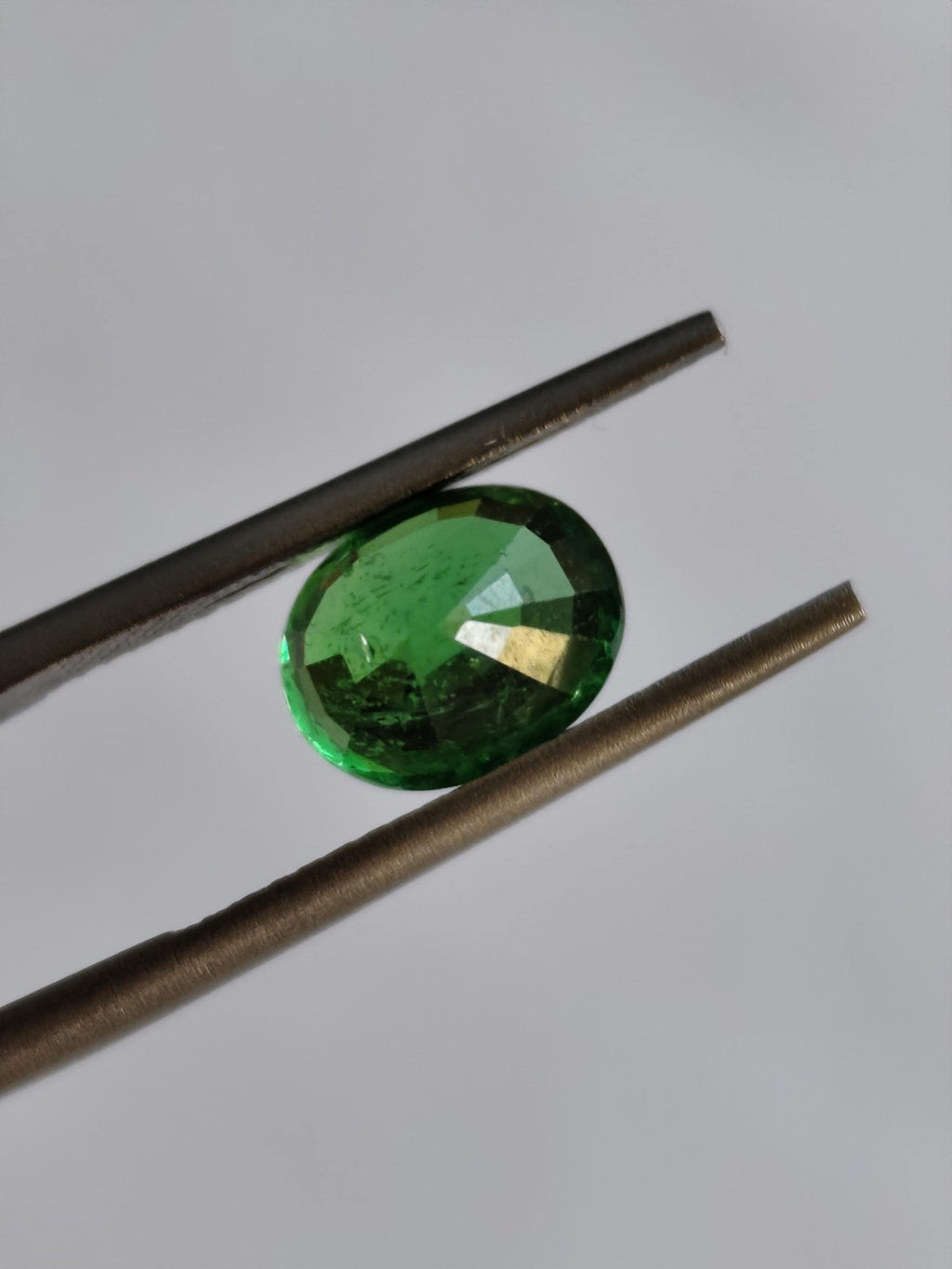 Natural Tsavorite Garnet 2.47 Ct Vivid Green Oval Cut – Unheated – Bright Neon Green Gemstone