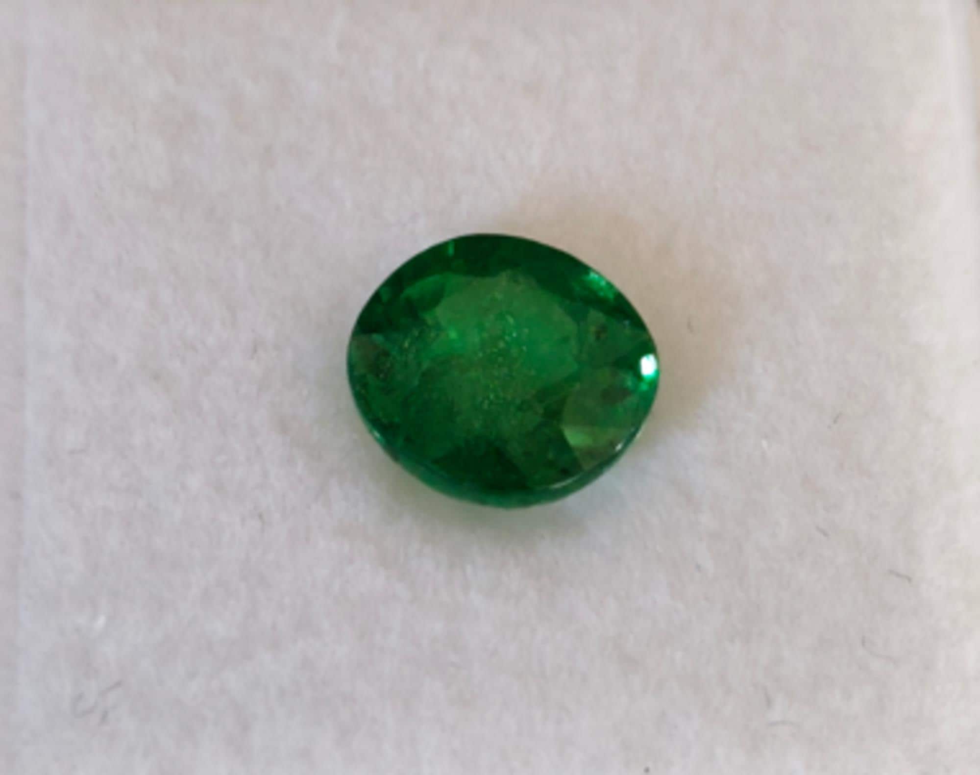 Natural Tsavorite Garnet 1.76 Ct Oval Loose Gemstone, Fine Green Garnet for Ring Jewelry
