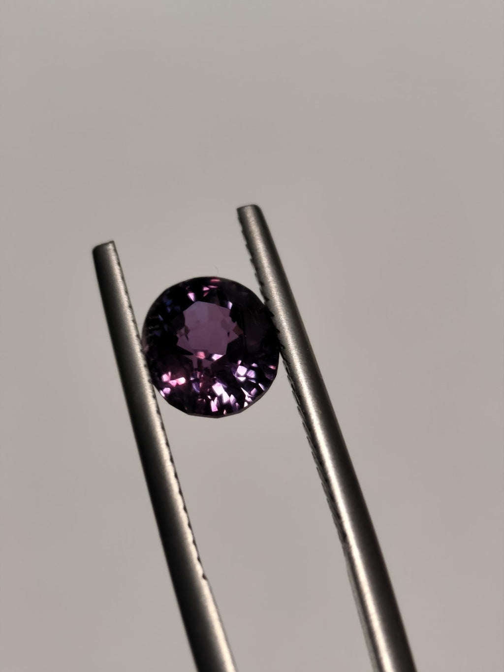 Natural Sapphire violet-purple bi-color Sri-Lanka heated