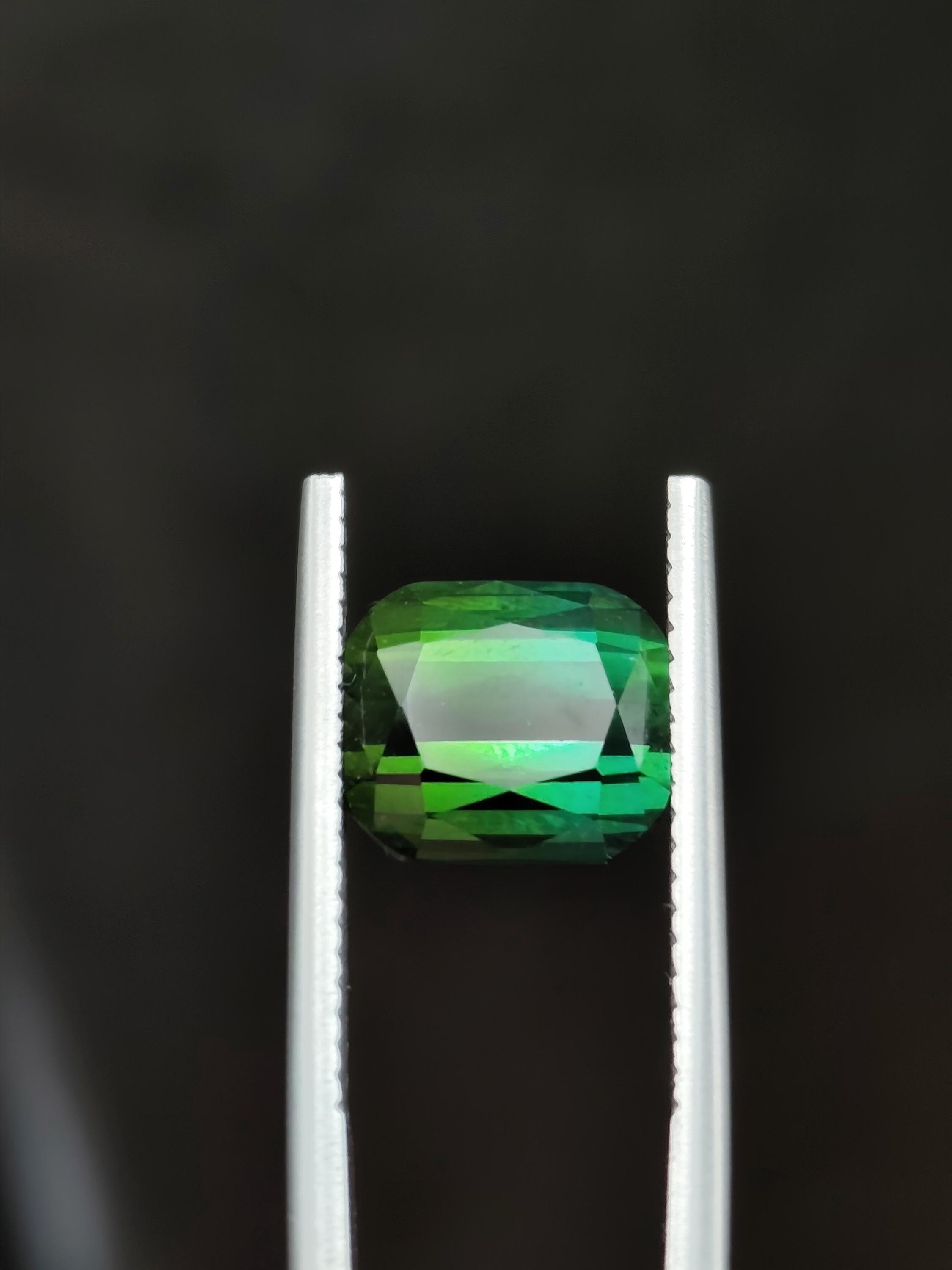 Deep Teal Green Bi Color Tourmaline 4.37 Ct Eye Clean Afghanistan Stone