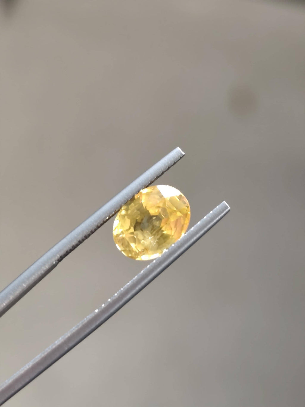 2.60 Ct Vivid Yellow Sapphire – Natural Ceylon Golden Sapphire Oval Cut