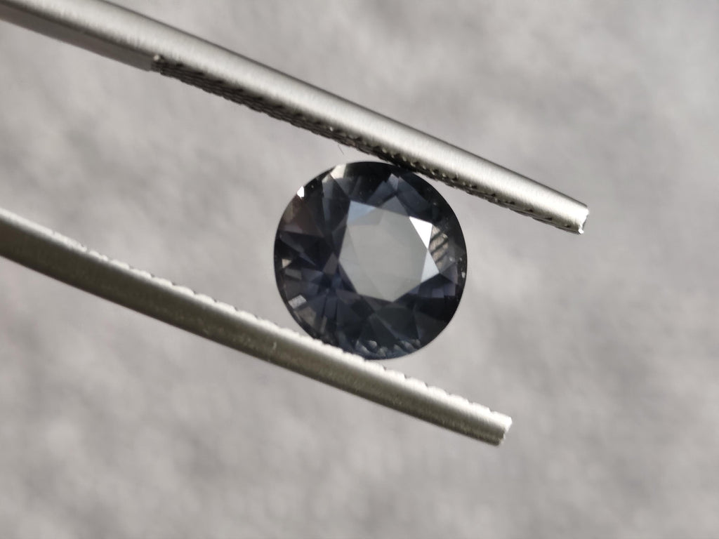 2.76 Ct Natural Color Change Sapphire | Teal To Reddish Purple | Certified Sapphire Sri Lanka