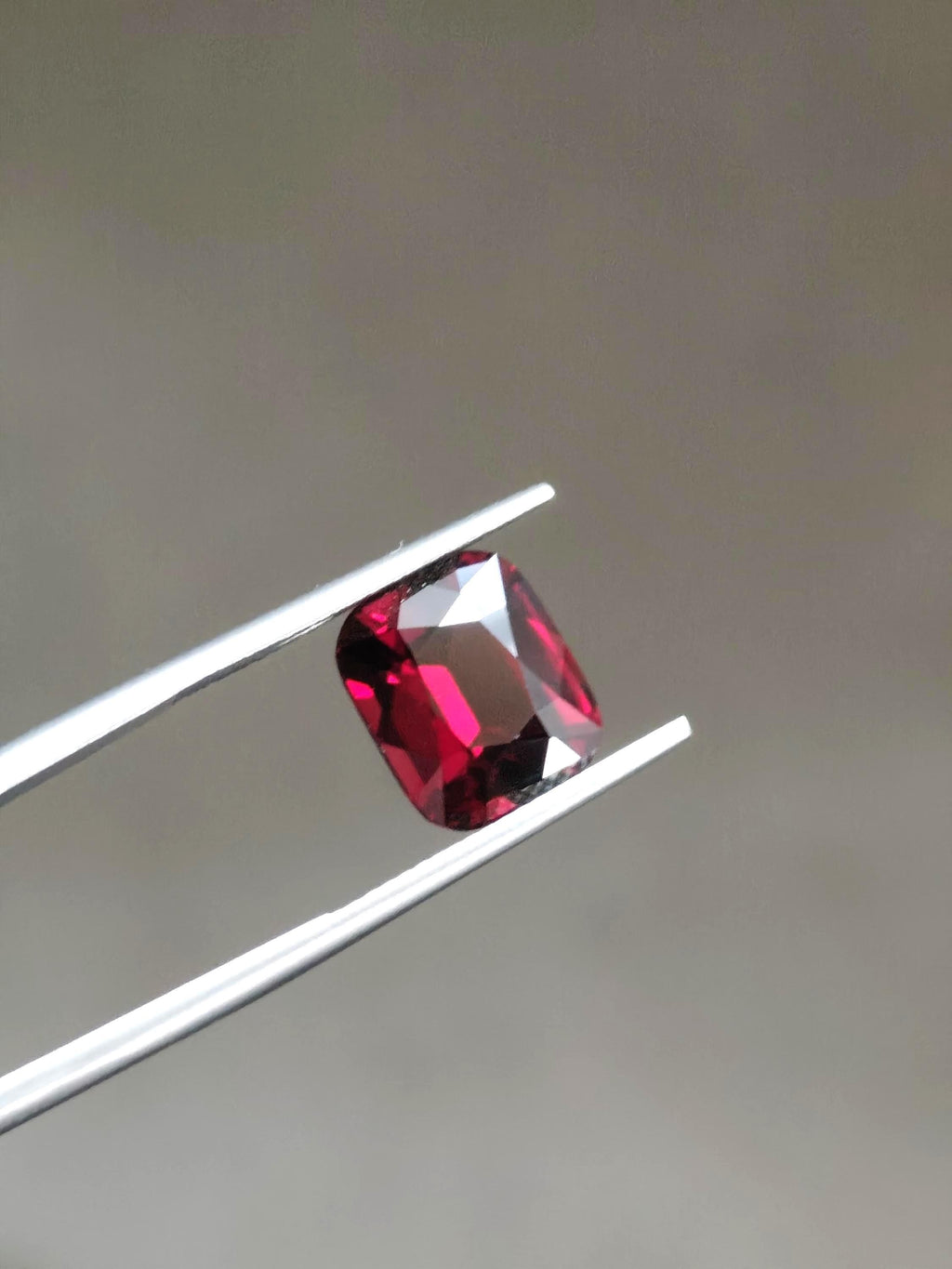 Natural Rhodolite Garnet 6.48 Ct Cushion Cut Deep Raspberry Red Pyrope Almandine Garnet Certified
