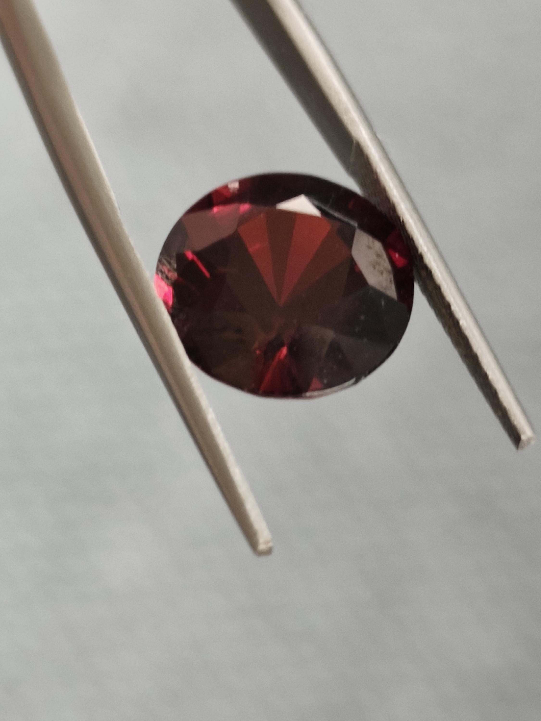 Natural Spessartite Garnet 10.02 Ct Deep Reddish Orange Round Cut Large Red Certified Collector