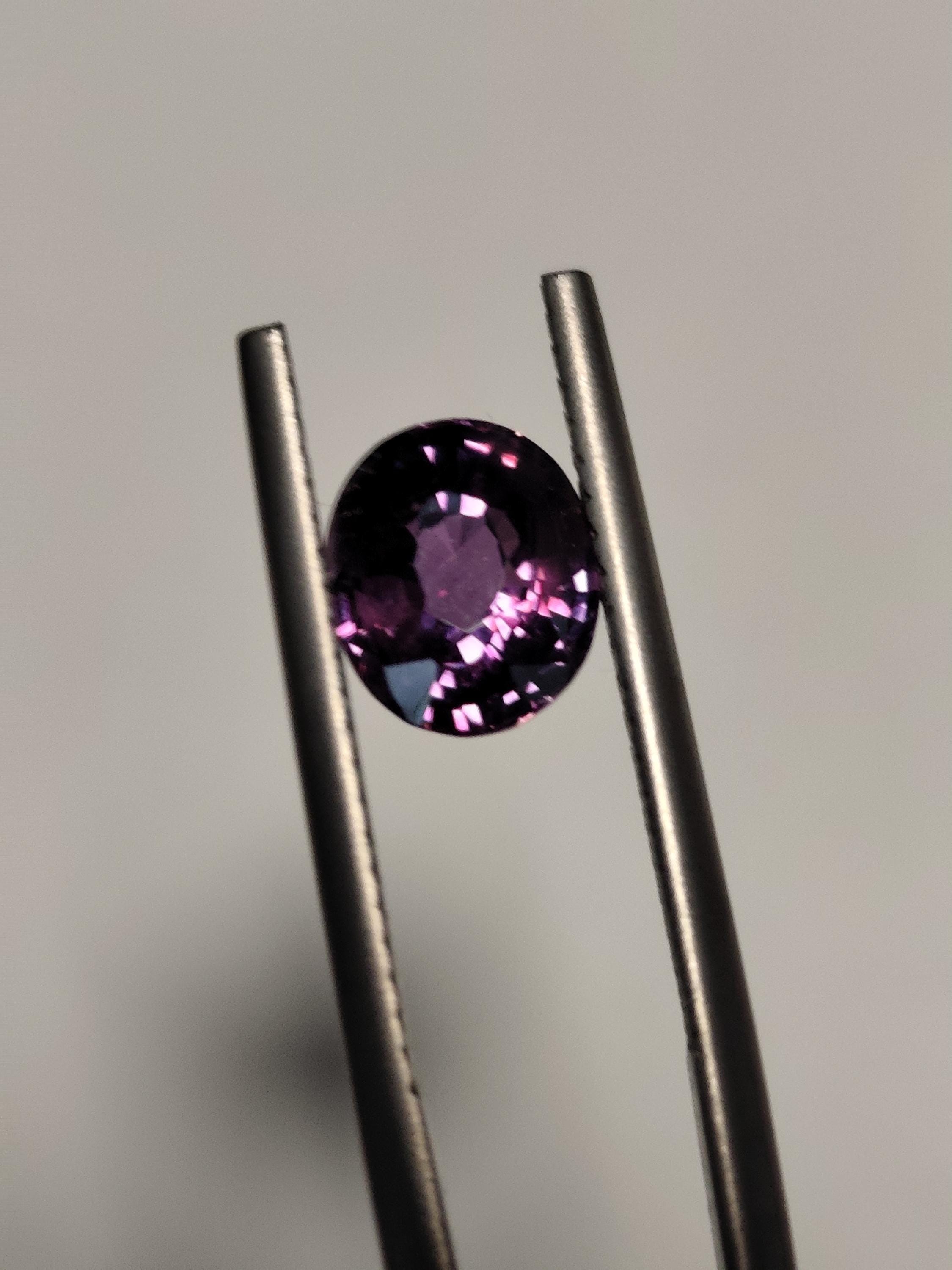 Natural Sapphire violet-purple bi-color Sri-Lanka heated
