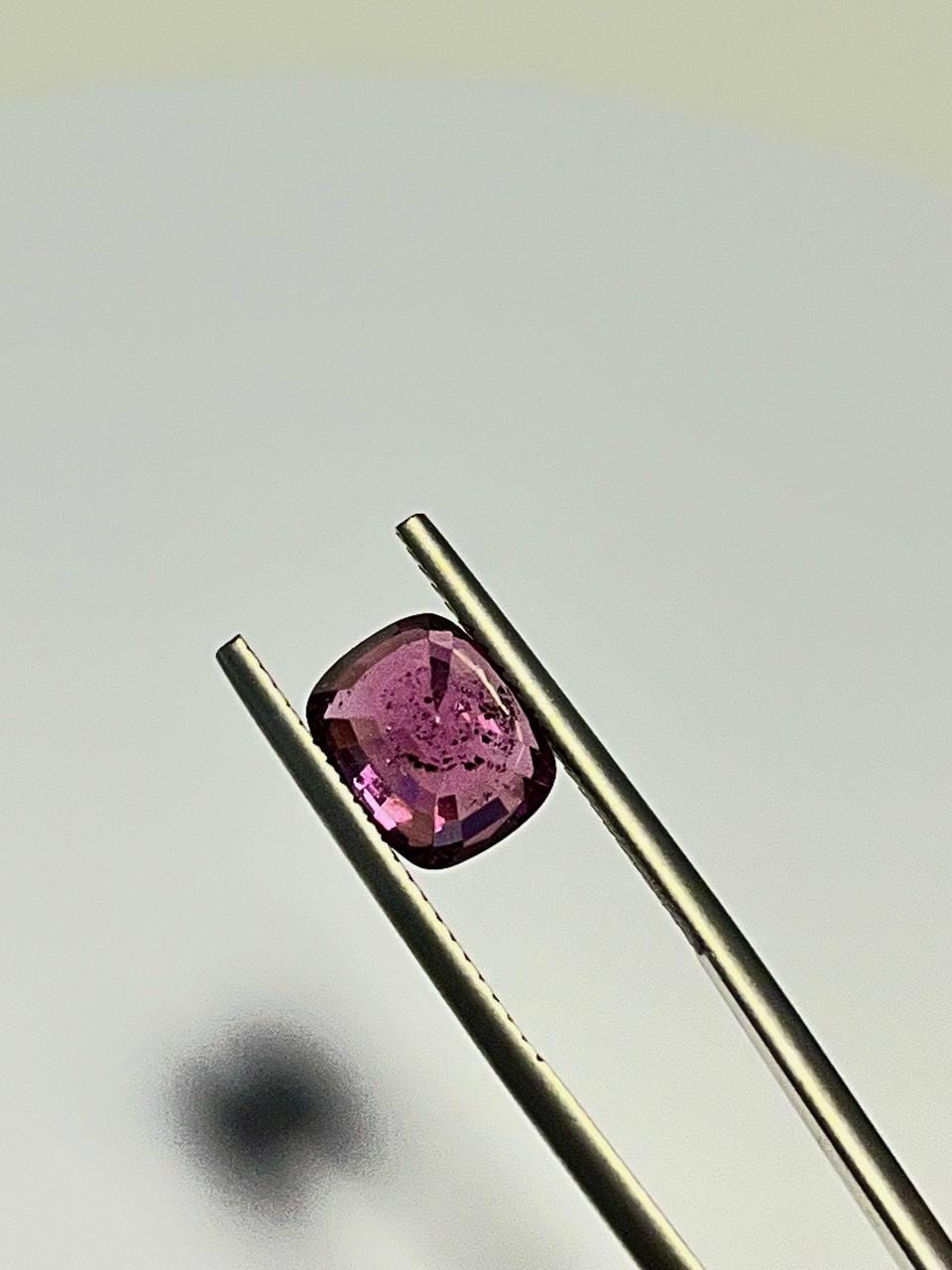 Natural Spinel Vivid Pink-Purple color 3.10 CT Burma