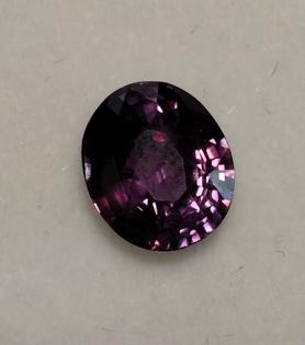 Natural Sapphire violet-purple bi-color Sri-Lanka heated