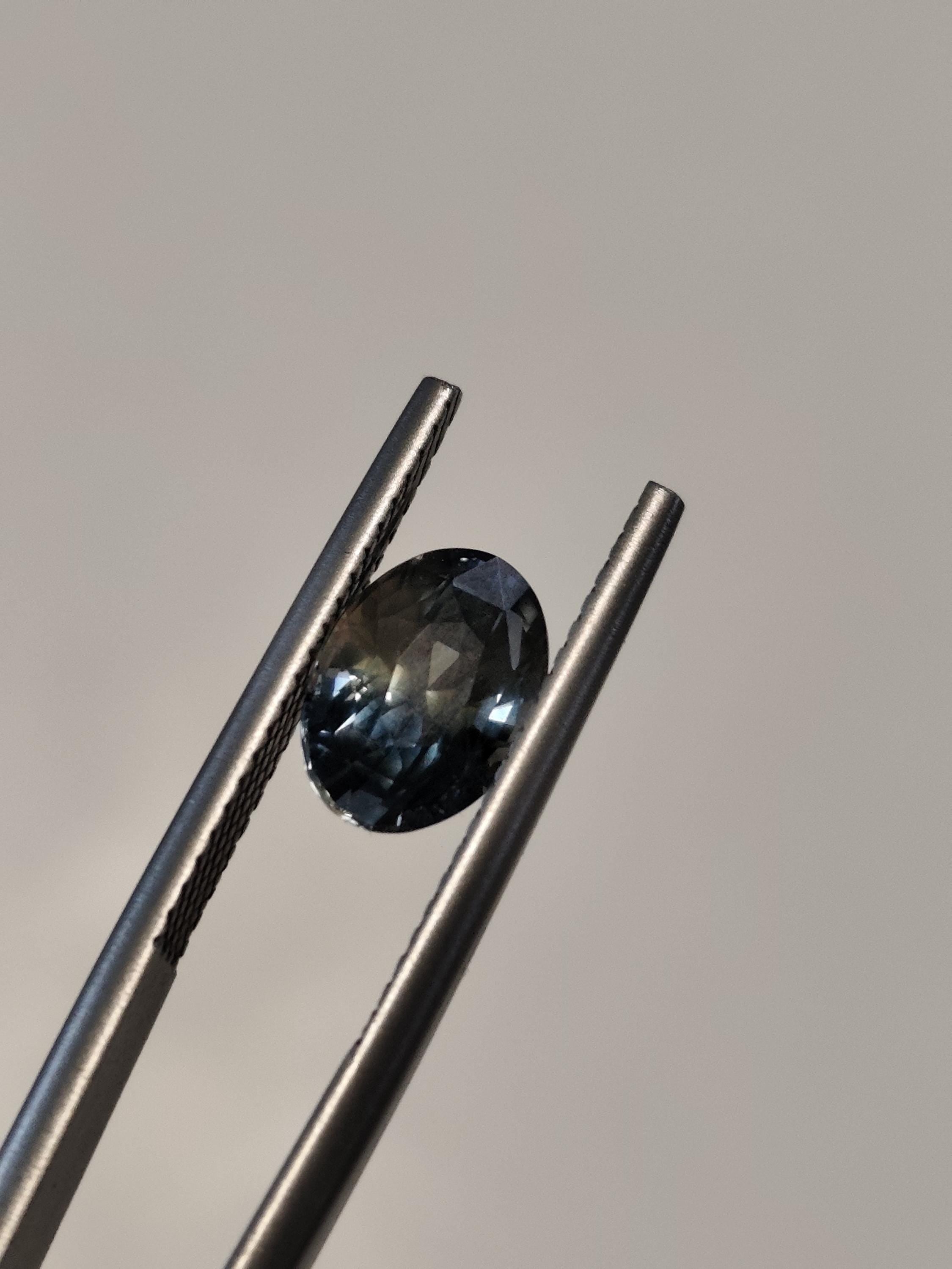 2.17 Ct Unheated Peacock Teal Sapphire Natural Ceylon Blue Green Sapphire Oval Loose Gemstone