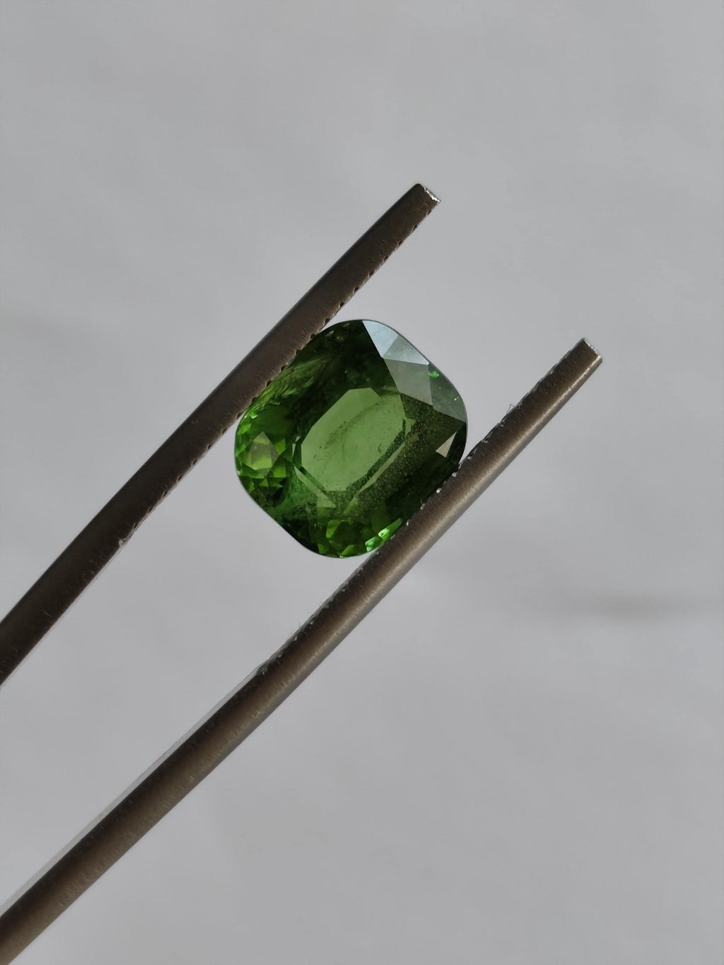 Natural Tsavorite Garnet 3.57 Ct Vivid Green Cushion Cut – Large Size Loose Gemstone – Collector