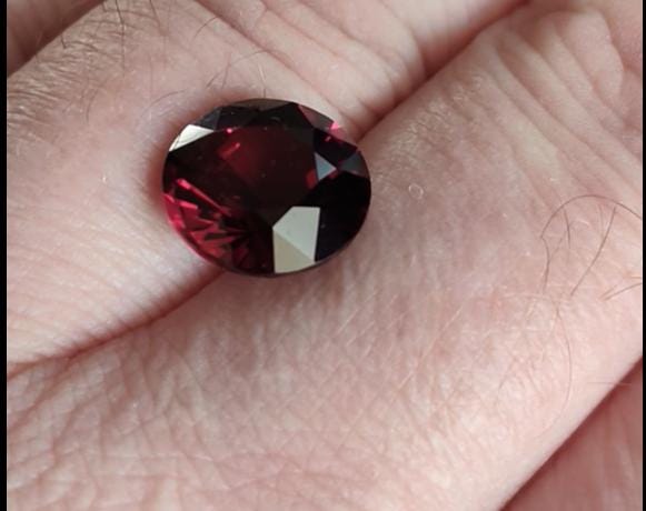 Natural Spessartite Garnet 10.02 Ct Deep Reddish Orange Round Cut Large Red Certified Collector