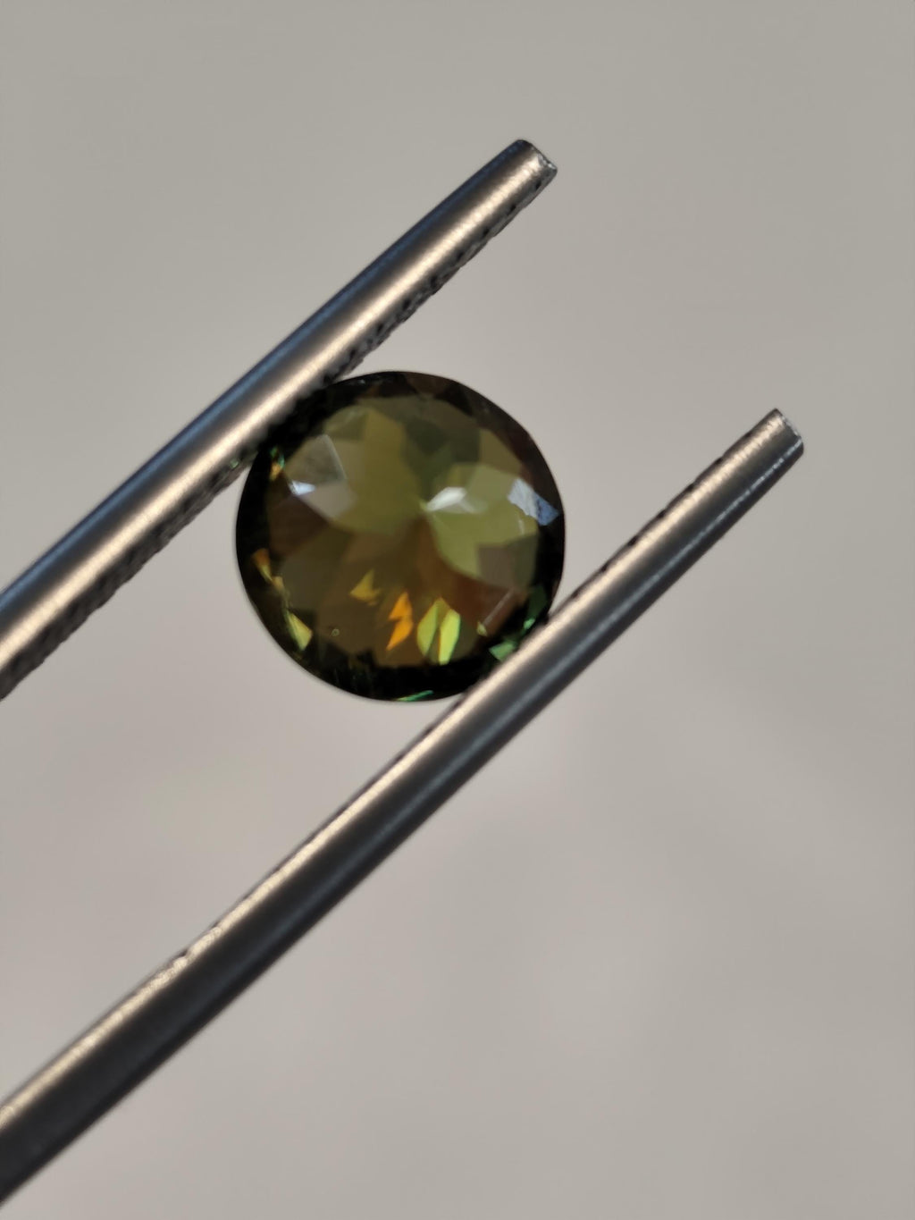 1.59 ct Natural Sphene Titanite Round | Exceptional Fire Dispersion | Deep Forest Green Flashy Gem