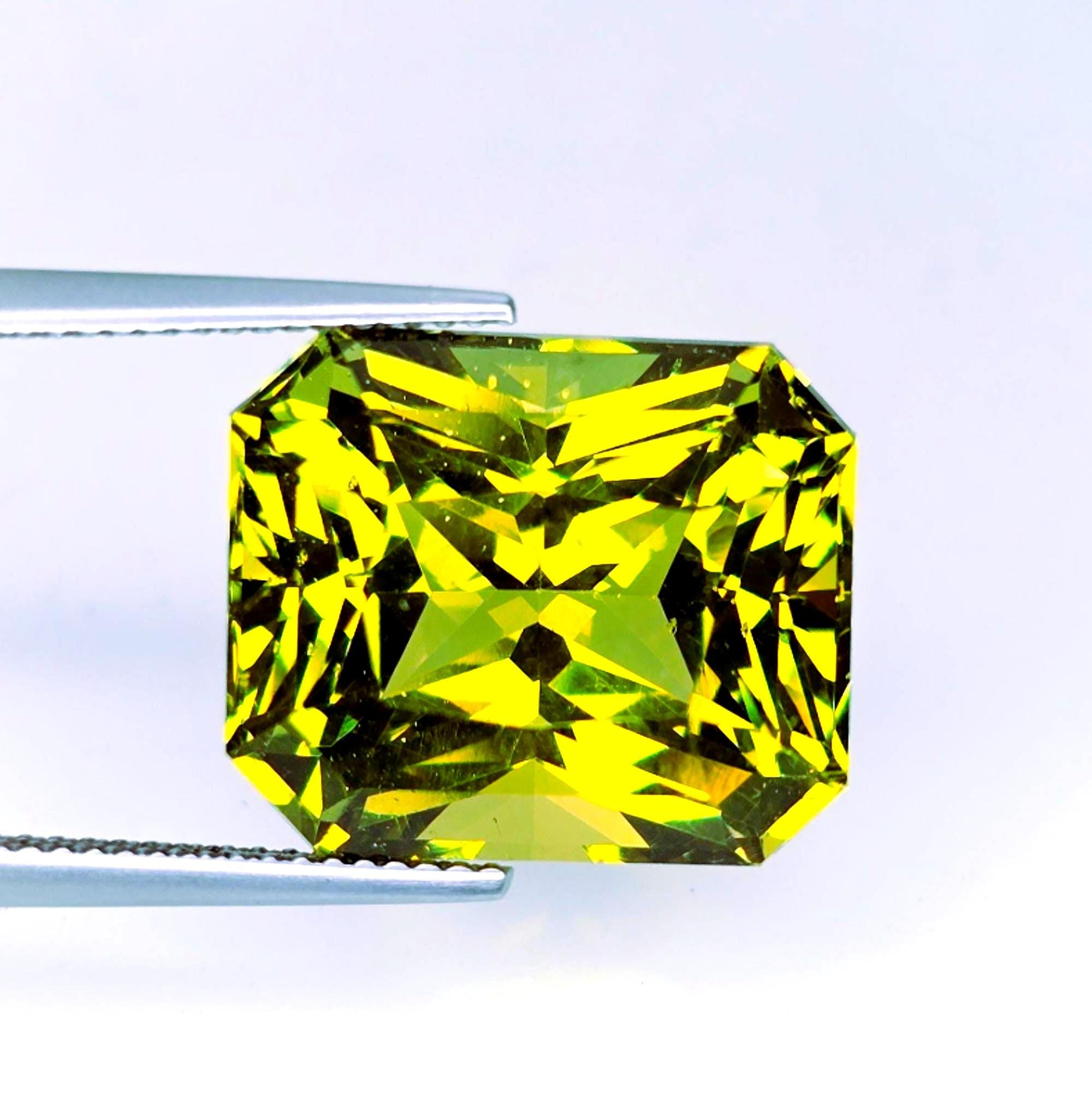 Natural Yellow Green Apatite 23.07 Ct – IGI Certified – Bright Lemon Green – Large Cornered Rectangular