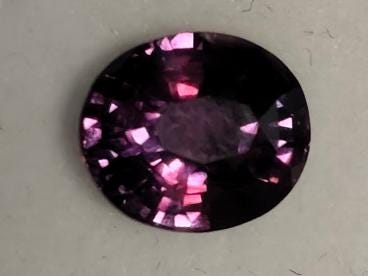 Natural Sapphire violet-purple bi-color Sri-Lanka heated